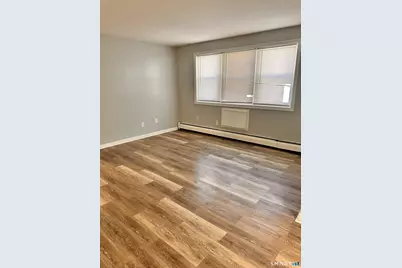 16-20 Henry Street, Hartford, CT 06114 - Photo 5