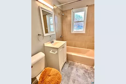 16-20 Henry Street, Hartford, CT 06114 - Photo 7