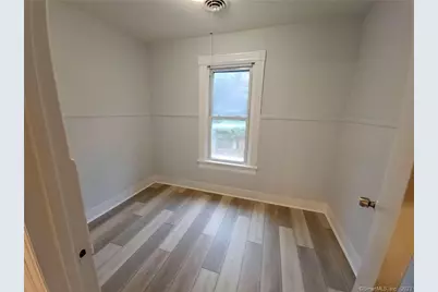 303 Newtown Avenue, Norwalk, CT 06851 - Photo 15