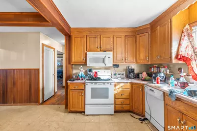 82 Foxcroft Drive, Manchester, CT 06040 - Photo 9