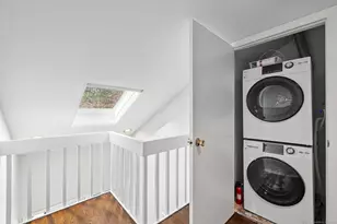 2437 Bedford St, Stamford, CT 06905 - Photo 13