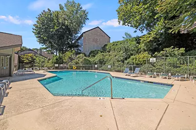 2437 Bedford Street #F17, Stamford, CT 06905 - Photo 17