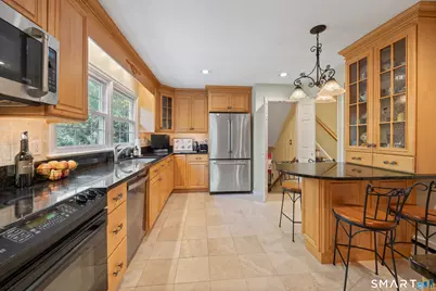 196 Mariomi Road, New Canaan, CT 06840 - Photo 5