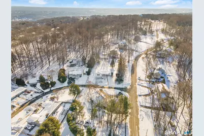 25 Elaine Drive, Seymour, CT 06483 - Photo 31