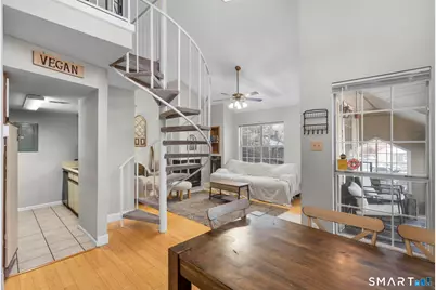 301 Carriage Crossing Lane #301, Middletown, CT 06457 - Photo 3