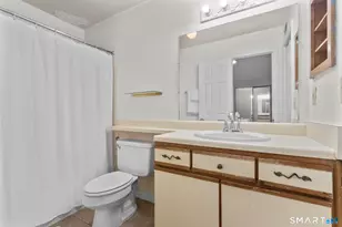 301 Carriage Crossing Ln, Middletown, CT 06457 - Photo 15