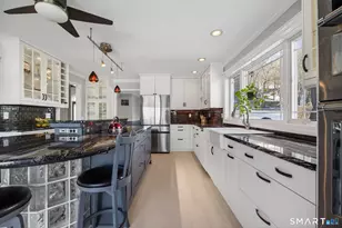 47 Oswegatchie Hills Rd, East Lyme, CT 06357 - Photo 9