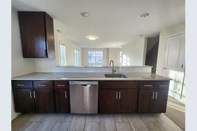 60 Merrell Avenue #60, Stamford, CT 06902 - Photo 5