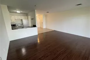 73 Courtland Ave, Stamford, CT 06902 - Photo 3