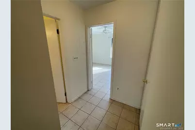 73 Courtland Avenue 163 ( #8), Stamford, CT 06902 - Photo 9