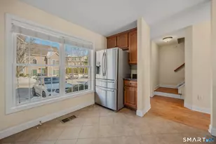 15 Freedom Way, East Lyme, CT 06357 - Photo 7