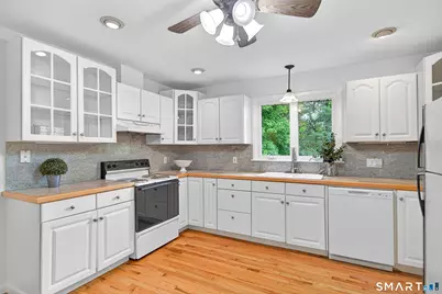 6 Fairview Terrace, New Milford, CT 06776 - Photo 9