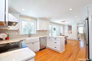 21 North Dr, Simsbury, CT 06070 - Photo 3