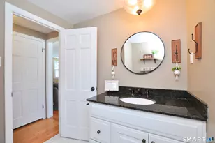 21 North Dr, Simsbury, CT 06070 - Photo 15