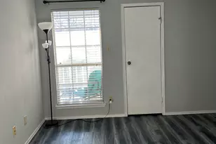 82 Crown Knoll Ct, Groton, CT 06340 - Photo 17