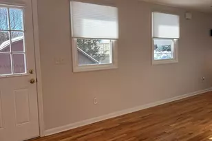 98 Ridgewood Ave, Stamford, CT 06907 - Photo 5