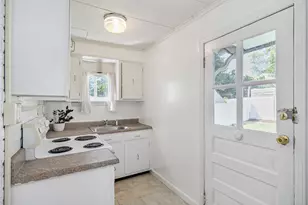 1 Hampton Rd, New Fairfield, CT 06812 - Photo 5