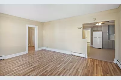 18 Richmond Place, Stamford, CT 06902 - Photo 7