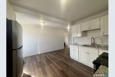 22 Brewster Street #3 Floor, Waterbury, CT 06704 - Photo 3