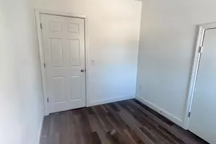 22 Brewster St, Waterbury, CT 06704 - Photo 11