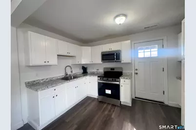 22 Brewster Street #3 Floor, Waterbury, CT 06704 - Photo 1