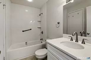 1423 Quinnipiac Ave, New Haven, CT 06513 - Photo 25