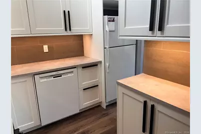 60 Olcott Way #60, Ridgefield, CT 06877 - Photo 7