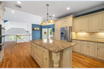 29 Candlewood Common, New Milford, CT 06776 - Photo 25