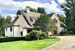 33 Mountain Farms Rd, West Hartford, CT 06117 - Photo 1