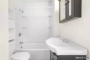 148 Alfred St, Bridgeport, CT 06605 - Photo 15