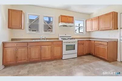 148 Alfred Street, Bridgeport, CT 06605 - Photo 13