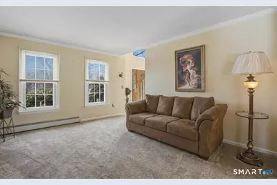 34 Nathan Hale Court, Cheshire, CT 06410 - Photo 3