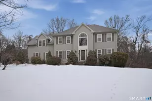 34 Nathan Hale Ct, Cheshire, CT 06410 - Photo 1