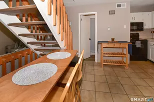 24 Pebblestone Cir, Suffield, CT 06078 - Photo 9