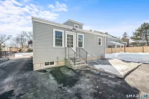 196 Brace Rd, West Hartford, CT 06107 - Photo 33