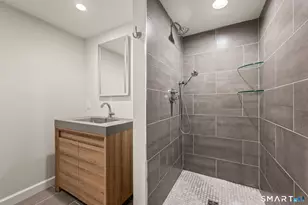 196 Brace Rd, West Hartford, CT 06107 - Photo 27