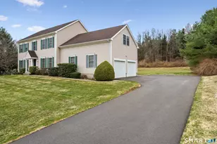 11 Nature Trail, Hamden, CT 06518 - Photo 11