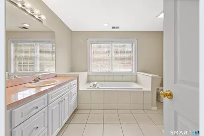 11 Nature Trail, Hamden, CT 06518 - Photo 17