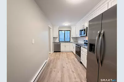 9 Willow Court #9, Cromwell, CT 06416 - Photo 5