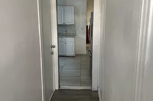 191 Parrott Ave, Bridgeport, CT 06606 - Photo 1