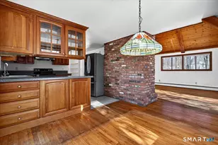 18 Deer Path Ln, North Branford, CT 06471 - Photo 7