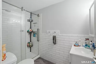 27 Burgoyne Street #APT E, West Hartford, CT 06110 - Photo 21