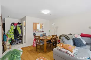 27 Burgoyne St, West Hartford, CT 06110 - Photo 9