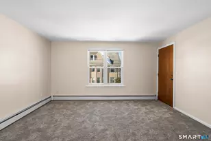 35 Woodlawn Ave, Ansonia, CT 06401 - Photo 11