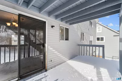 35 Woodlawn Avenue, Ansonia, CT 06401 - Photo 5