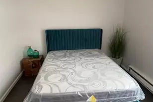 16 Townley St, Hartford, CT 06154 - Photo 9