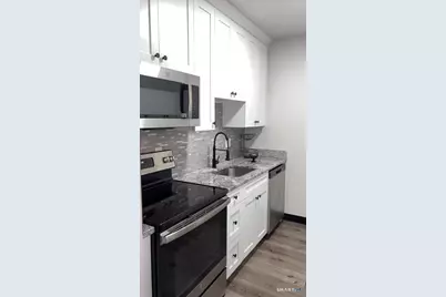 16 Townley Street #K1, Hartford, CT 06154 - Photo 5