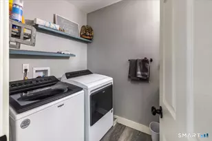 33 Merriman St, Bristol, CT 06010 - Photo 11