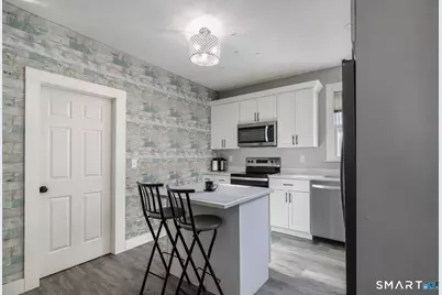 33 Merriman Street, Bristol, CT 06010 - Photo 9