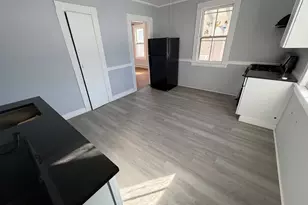 73 Waterville St, Waterbury, CT 06710 - Photo 5